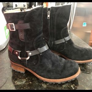 UGG Endell Black Suede Boot Style 5604